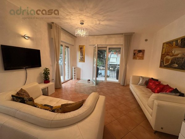 appartamento in affitto a Riccione in zona Alba