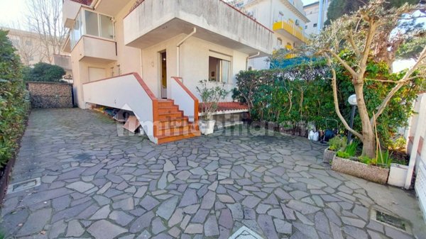 appartamento in affitto a Riccione in zona Centro Storico