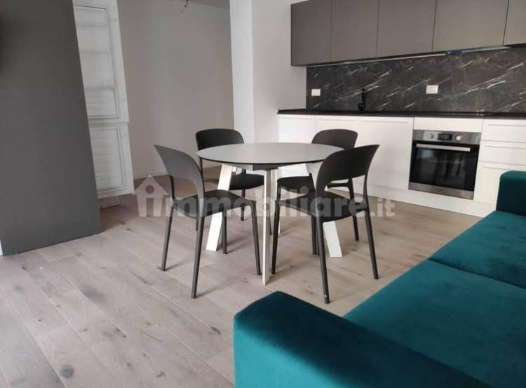 appartamento in affitto a Riccione in zona Alba