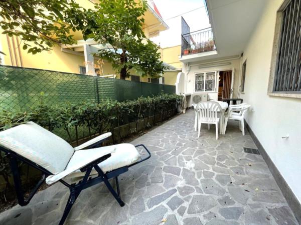 appartamento in affitto a Riccione in zona Alba
