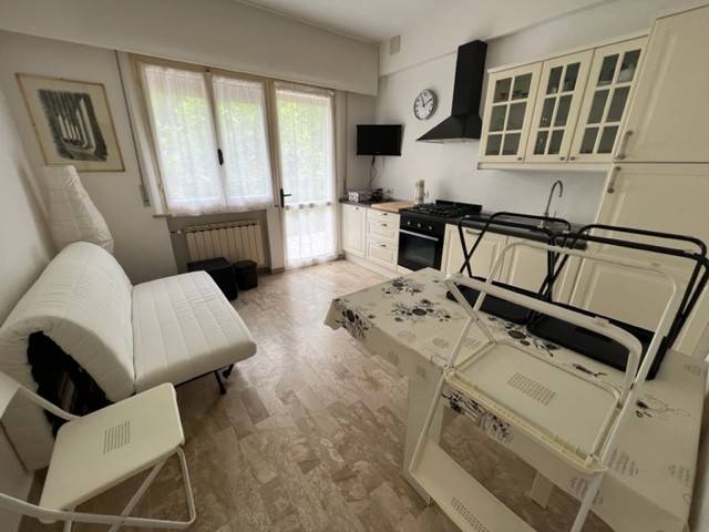 appartamento in affitto a Riccione in zona Alba