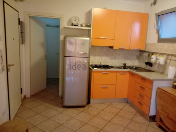 appartamento in affitto a Riccione in zona Alba