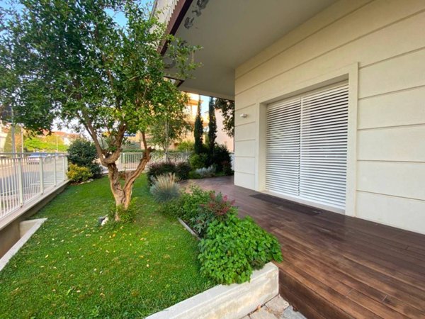 appartamento in affitto a Riccione in zona Marano