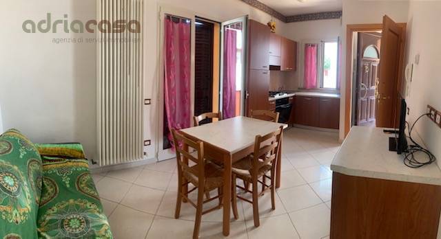 appartamento in affitto a Riccione in zona Alba