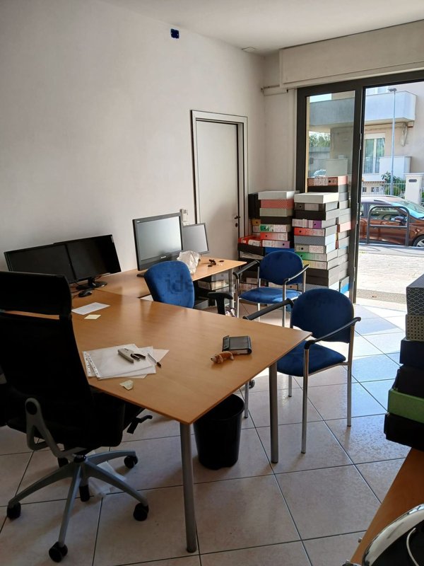 ufficio in affitto a Riccione