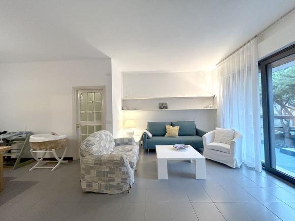 appartamento in affitto a Riccione in zona Alba