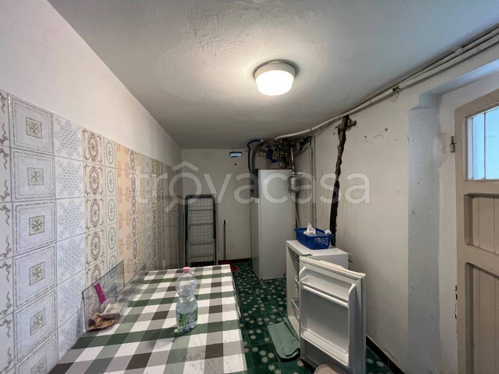 locale commerciale in affitto a Riccione in zona Alba