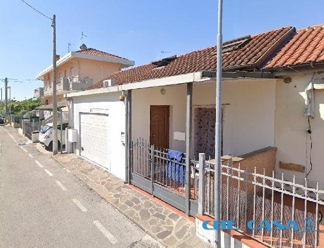 appartamento in affitto a Riccione in zona San Lorenzo