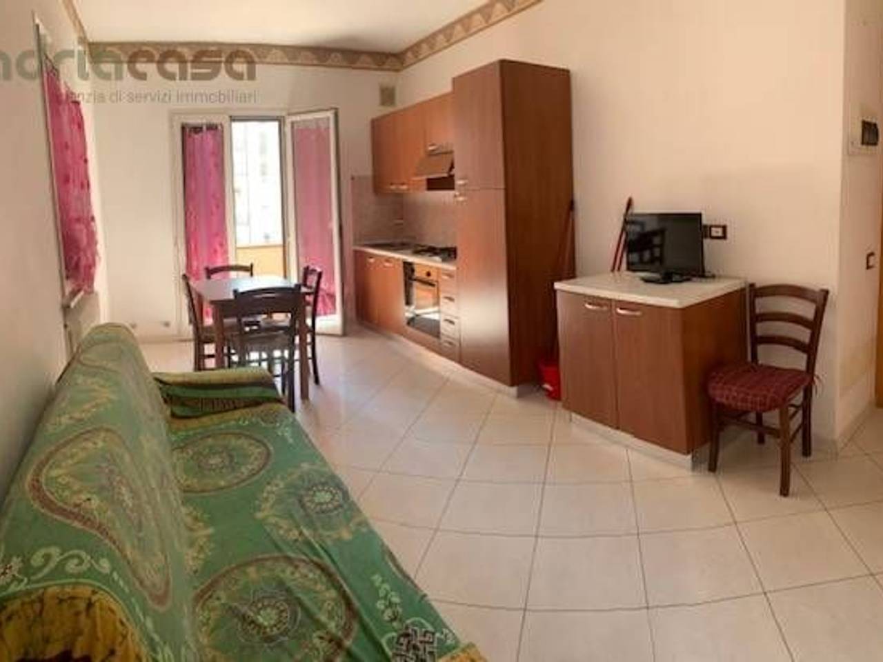 appartamento in affitto a Riccione in zona Alba