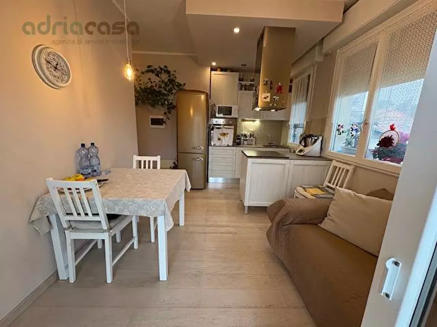appartamento in affitto a Riccione in zona Alba