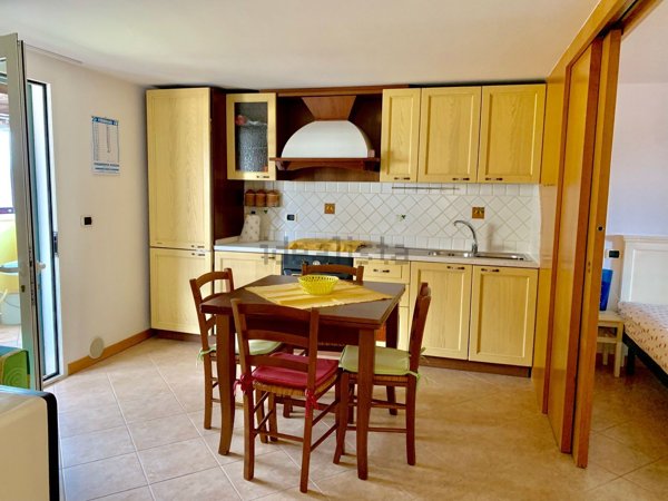 appartamento in affitto a Riccione in zona Alba