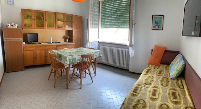 appartamento in affitto a Riccione in zona Alba