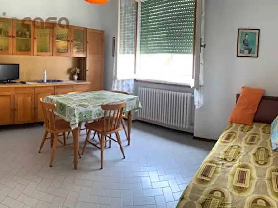 appartamento in affitto a Riccione in zona Alba