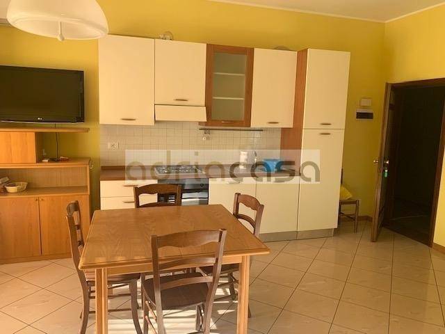 appartamento in affitto a Riccione in zona Alba