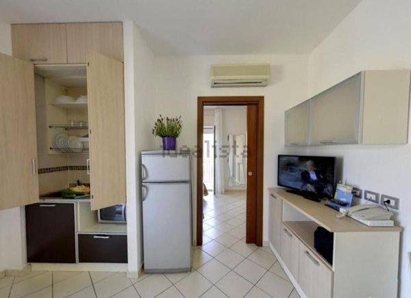 appartamento in affitto a Riccione in zona Alba