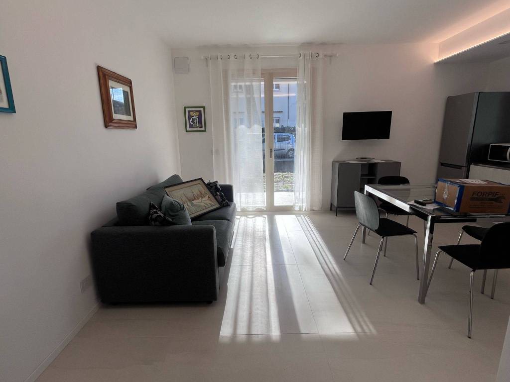 appartamento in affitto a Riccione in zona Alba