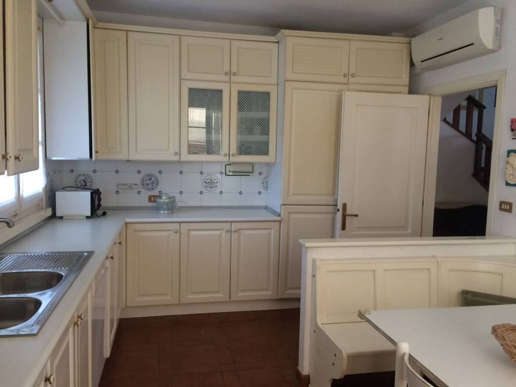 casa indipendente in affitto a Riccione