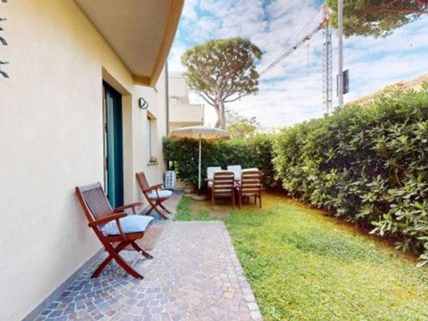 appartamento in affitto a Riccione in zona Alba