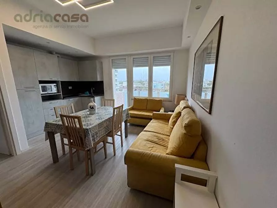 appartamento in affitto a Riccione in zona Alba
