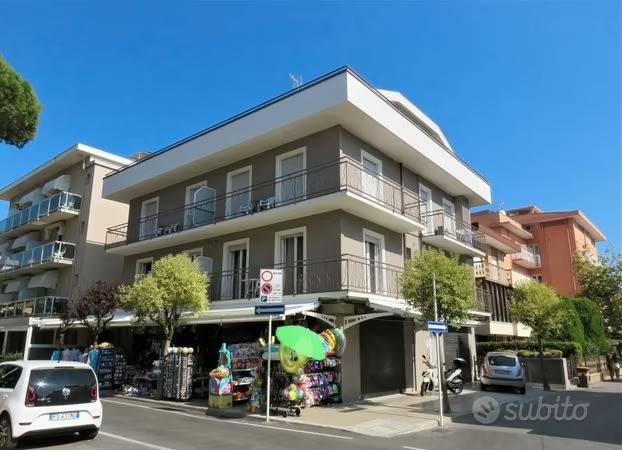 appartamento in affitto a Riccione in zona Marano
