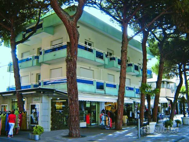 appartamento in affitto a Riccione in zona Alba