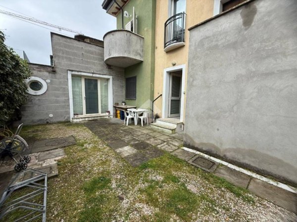 appartamento in affitto a Riccione in zona Alba