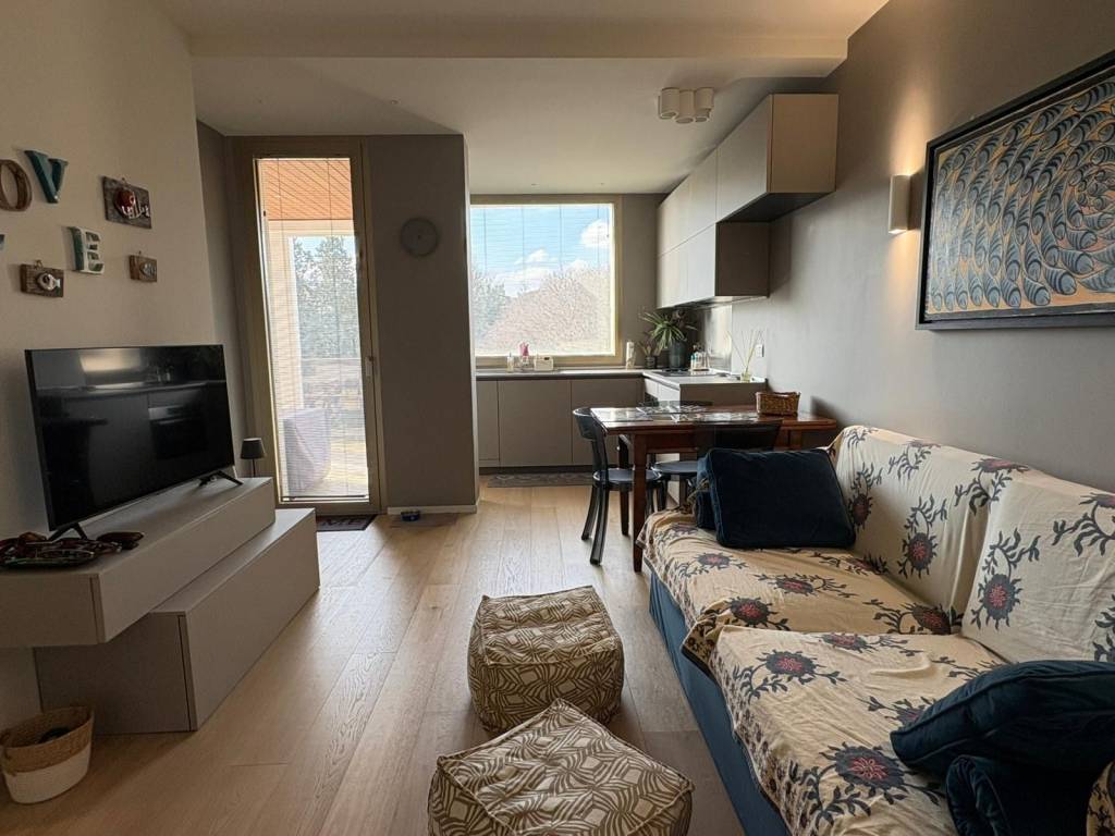 appartamento in affitto a Riccione in zona Alba