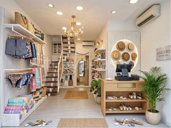 negozio in affitto a Riccione