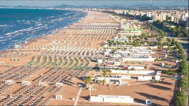 negozio in affitto a Riccione