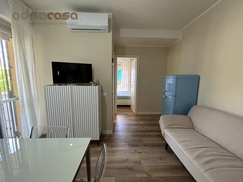appartamento in affitto a Riccione in zona Alba