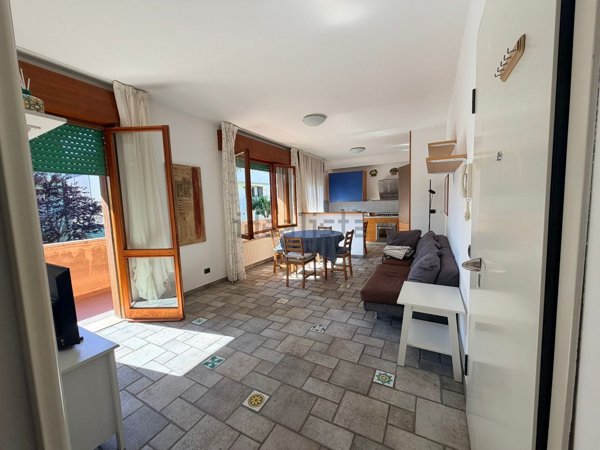 appartamento in affitto a Riccione in zona Alba