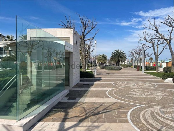 box auto in affitto a Riccione in zona Centro Storico