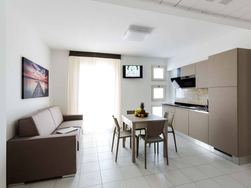 appartamento in affitto a Riccione in zona Alba