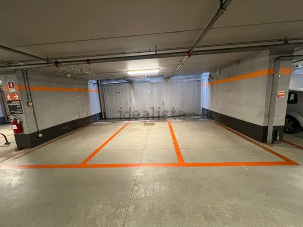 box auto in affitto a Riccione in zona Centro Storico