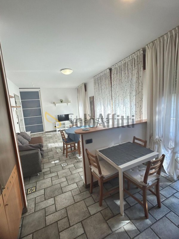 appartamento in affitto a Riccione in zona Fogliano
