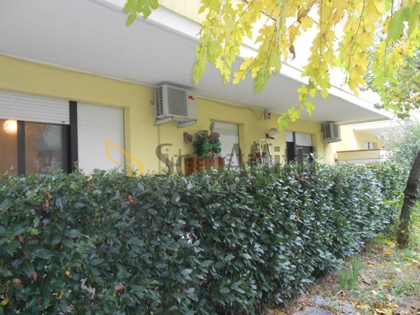 appartamento in affitto a Riccione in zona Marano