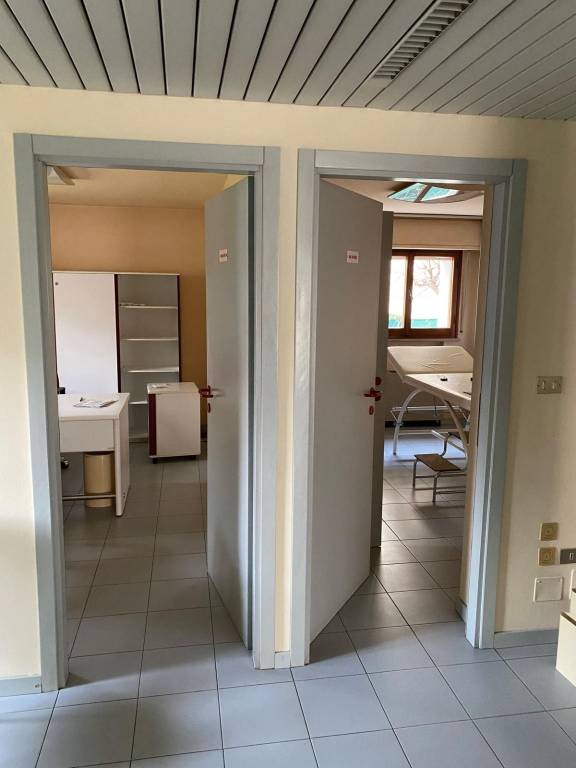 ufficio in affitto a Rimini in zona Lagomaggio
