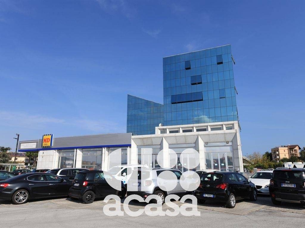 ufficio in affitto a Rimini in zona Lagomaggio