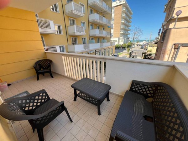 appartamento in affitto a Rimini in zona Miramare di Rimini