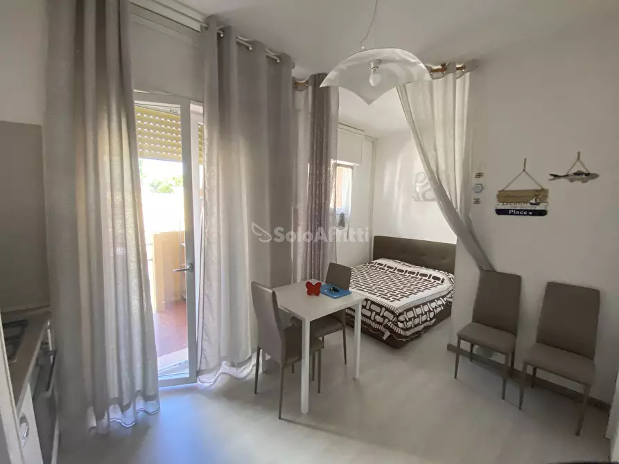 appartamento in affitto a Rimini in zona Miramare di Rimini