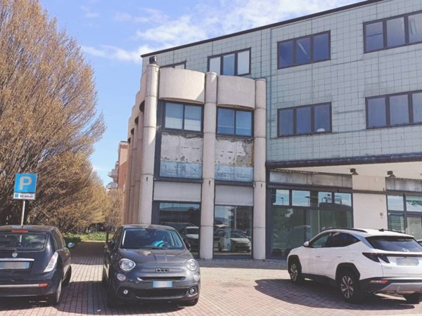 ufficio in affitto a Rimini in zona Marebello