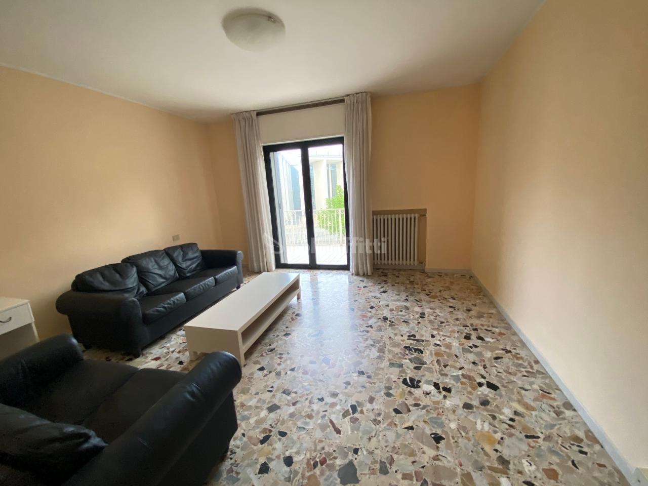 appartamento in affitto a Rimini in zona Borgo Mazzini