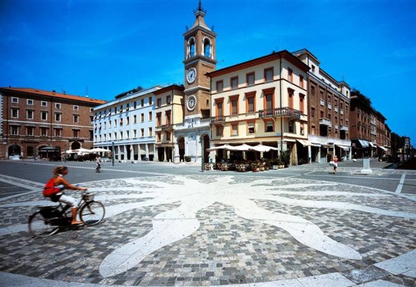negozio in affitto a Rimini in zona Centro Storico