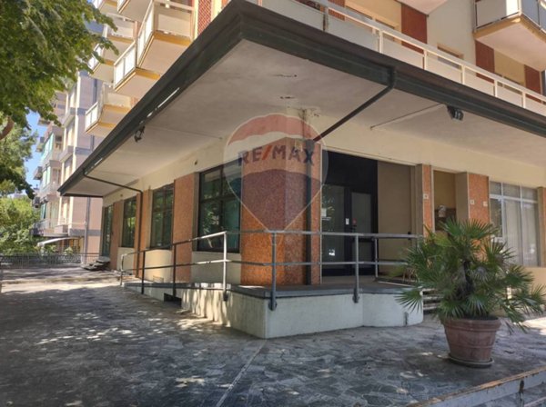 trivano in affitto a Rimini in zona Viserba