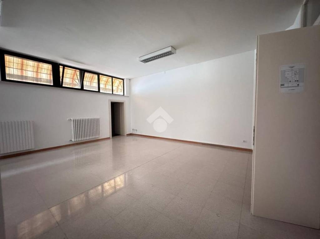 ufficio in affitto a Rimini in zona Marecchiese