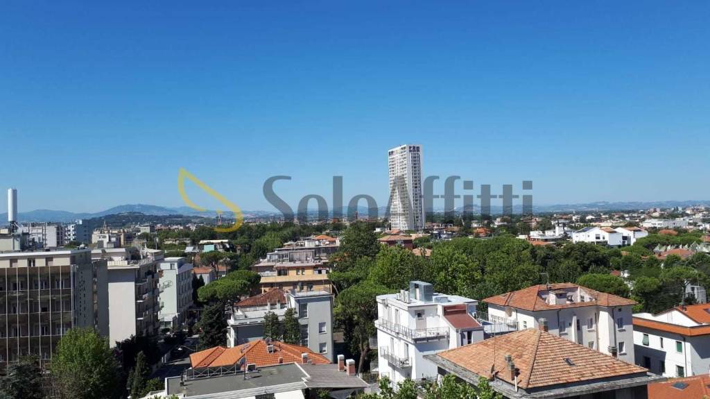 appartamento in affitto a Rimini in zona Marina Centro