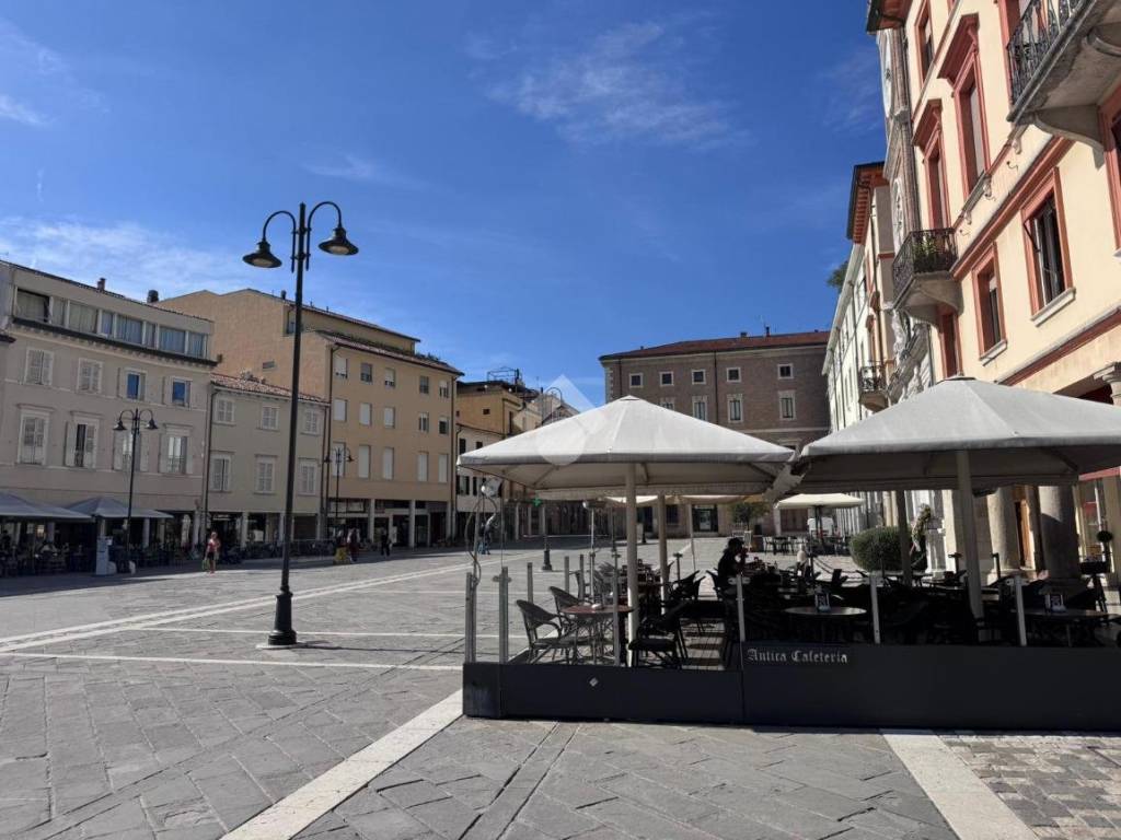 negozio in affitto a Rimini in zona Centro Storico
