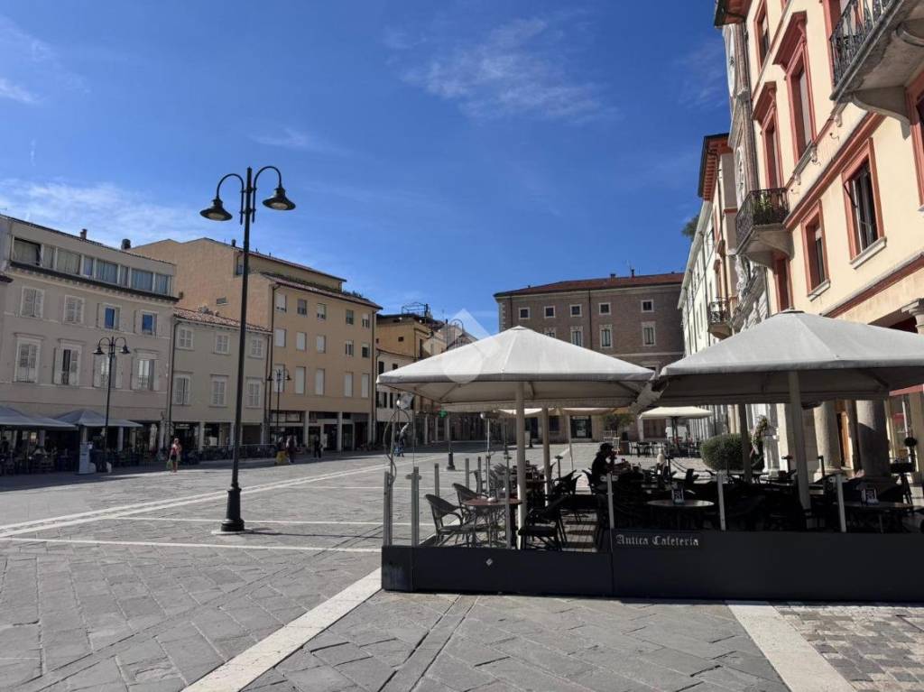 negozio in affitto a Rimini in zona Centro Storico