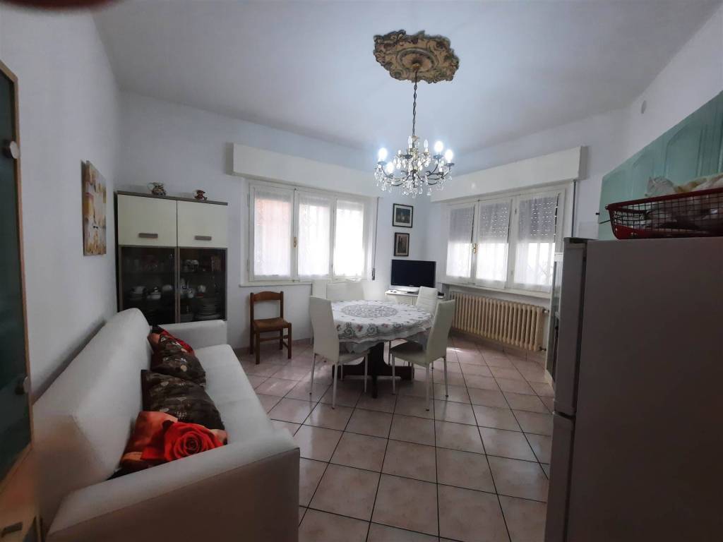 appartamento in affitto a Rimini in zona Marina Centro
