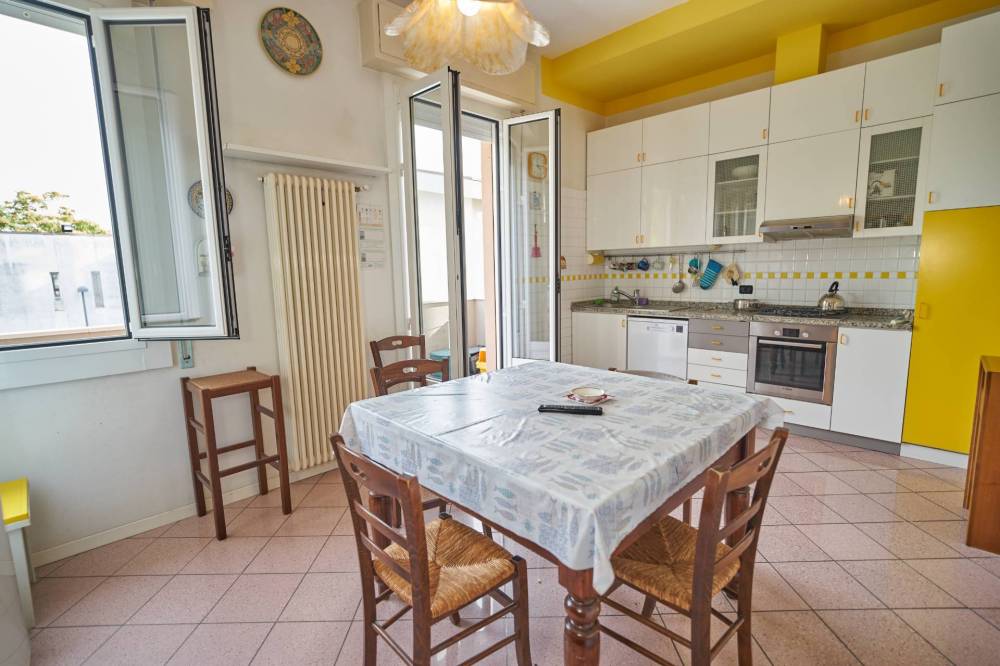 appartamento in affitto a Rimini in zona Miramare di Rimini